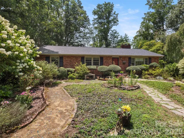 340 Sycamore Drive, Arden, NC, 28704