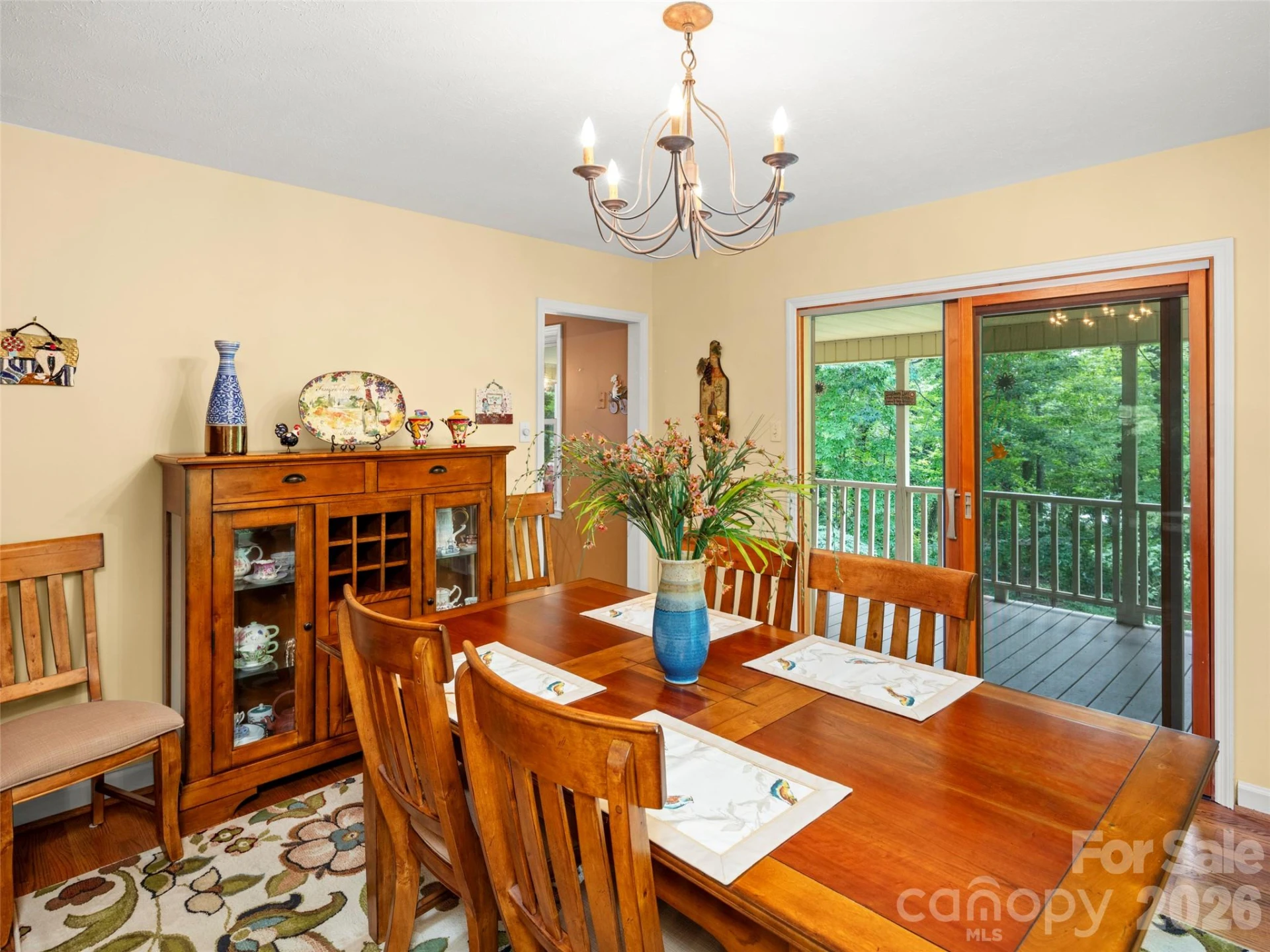 340 Sycamore Drive - Photo 6