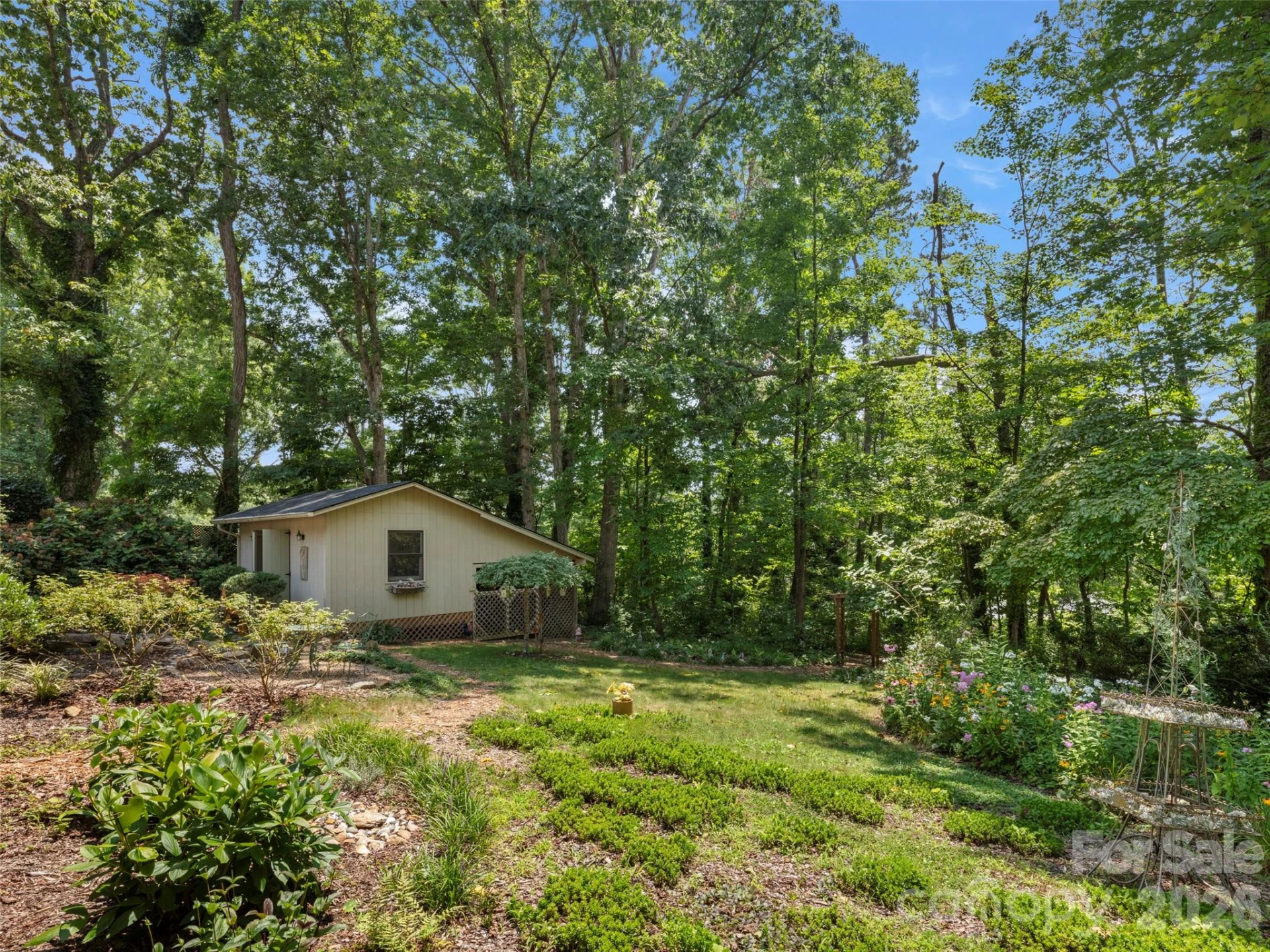 340 Sycamore Drive - Photo 28