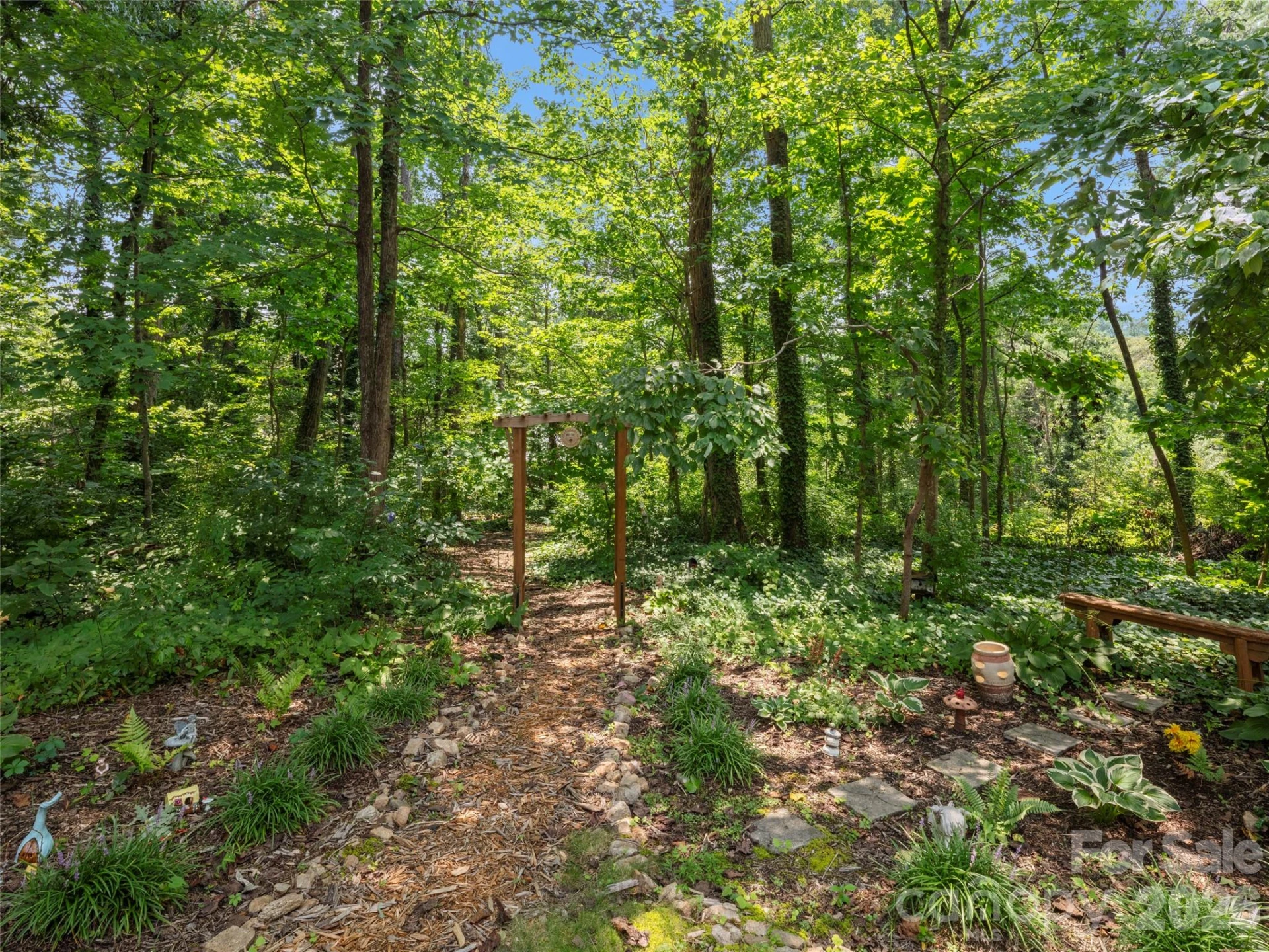 340 Sycamore Drive - Photo 35