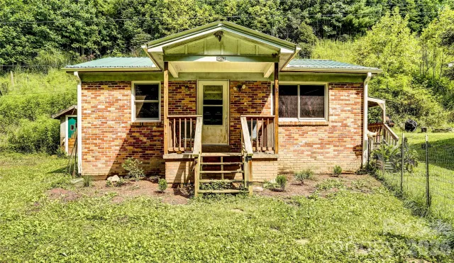 1213 Roaring Fork Road, Mars Hill, NC, 28754