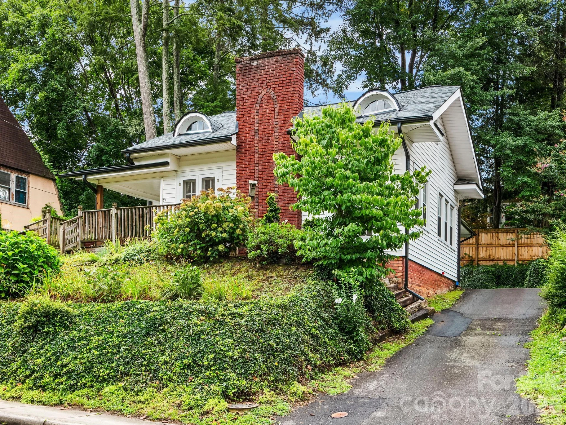27 Warwick Road - Photo 4