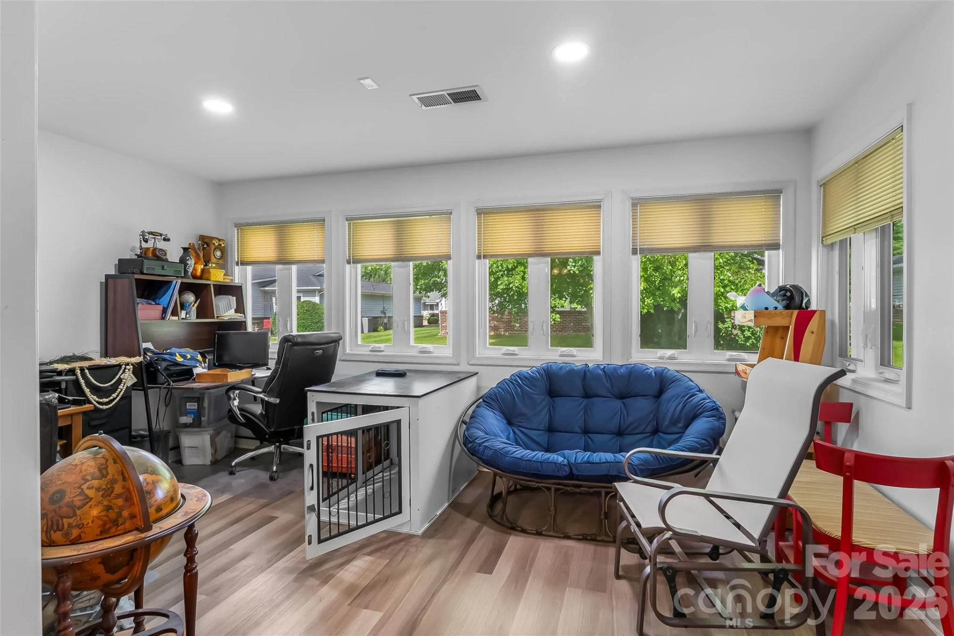 141 Derbyshire Drive - Photo 8