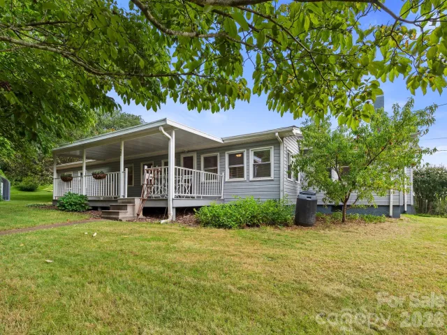 32 Fair Drive, Candler, NC, 28715