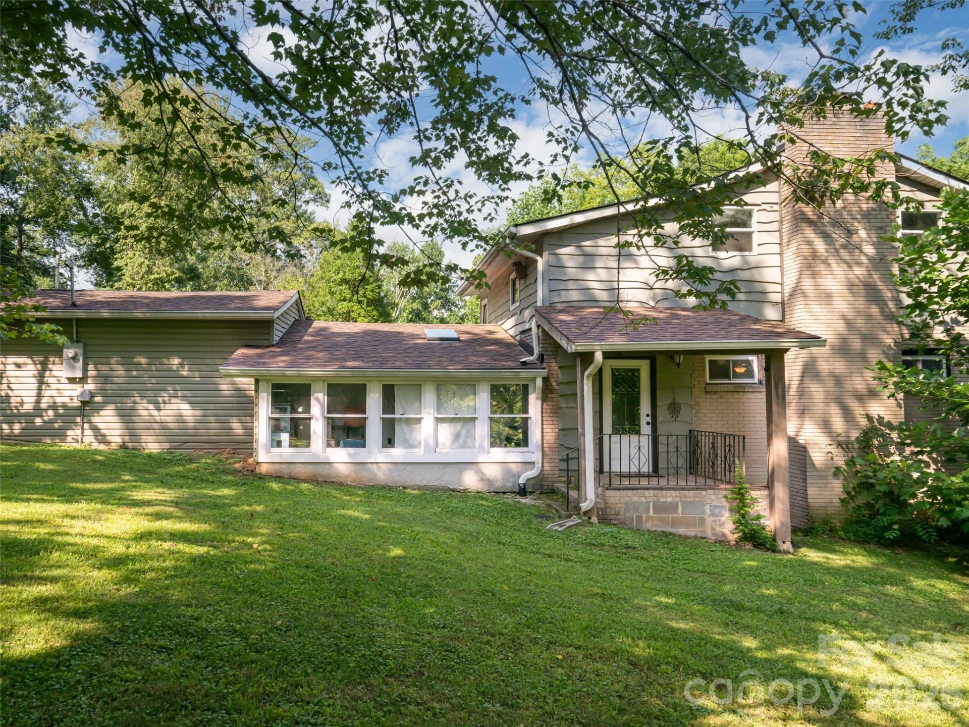 61 Sherwood Forest Drive - Photo 2
