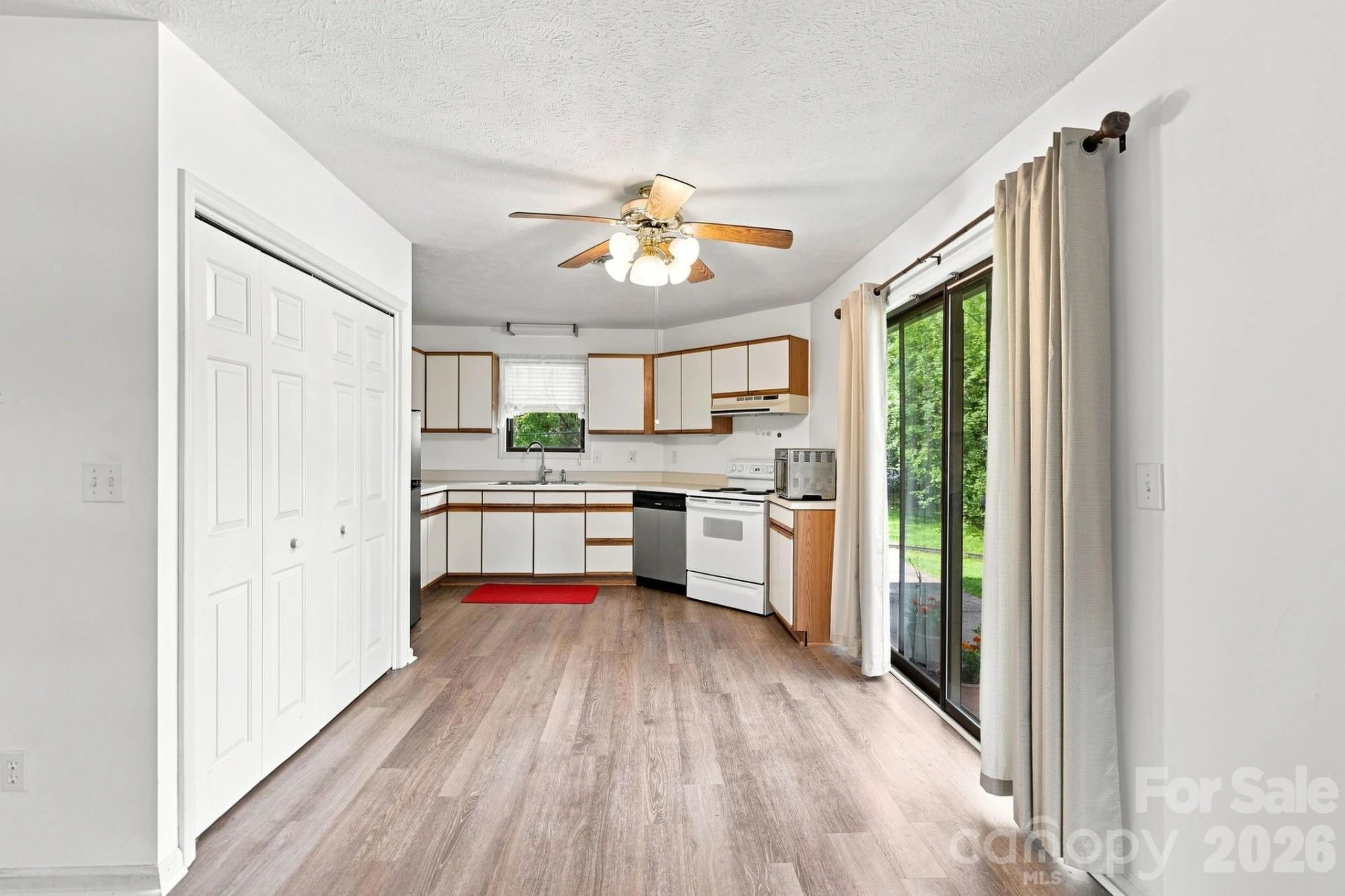 703 Farmington Circle - Photo 22