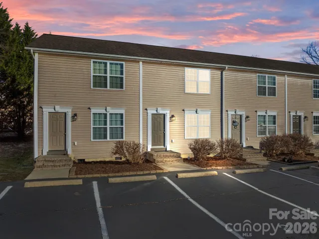 2 Meadow Glen Drive, Fletcher, NC, 28732