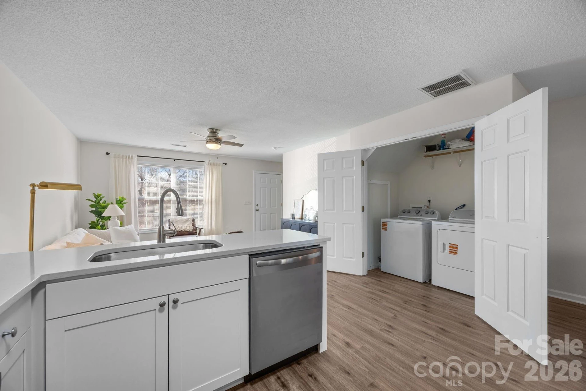 2 Meadow Glen Drive - Photo 8