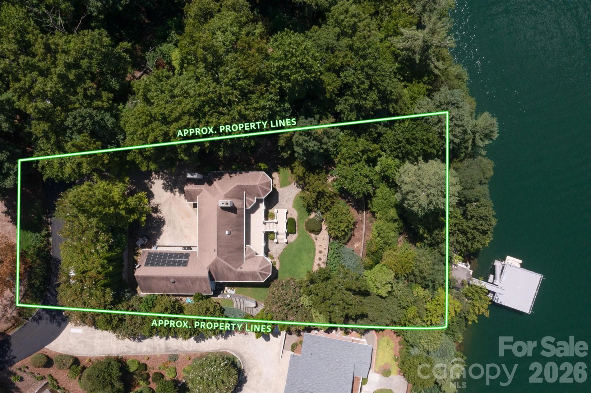 705 Lake Club Drive - Photo 4