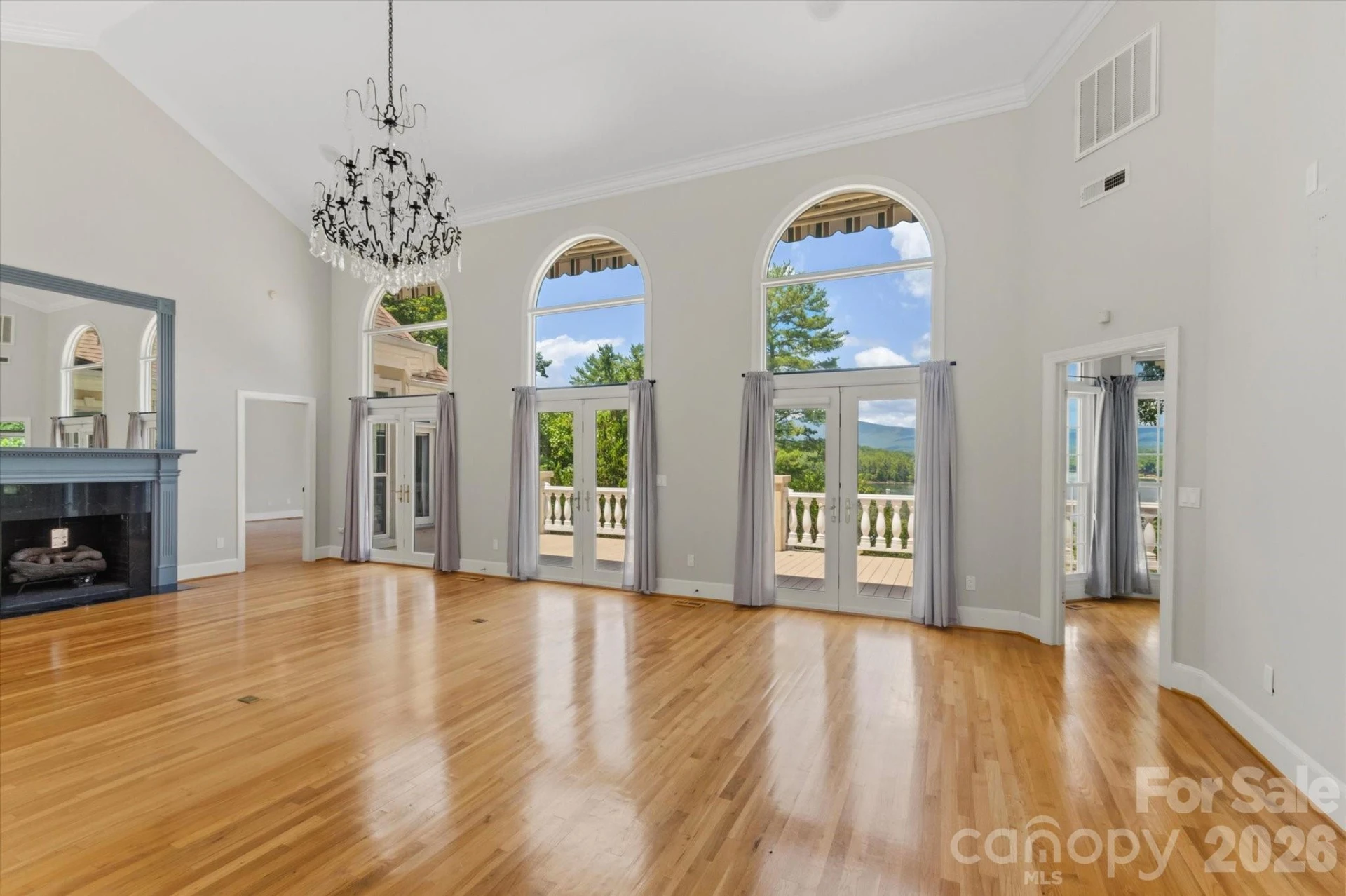 705 Lake Club Drive - Photo 6