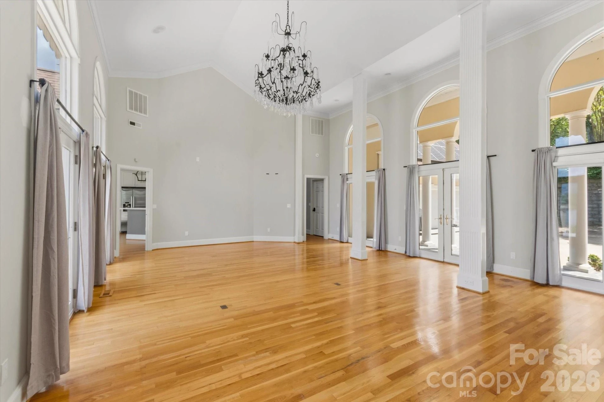 705 Lake Club Drive - Photo 8