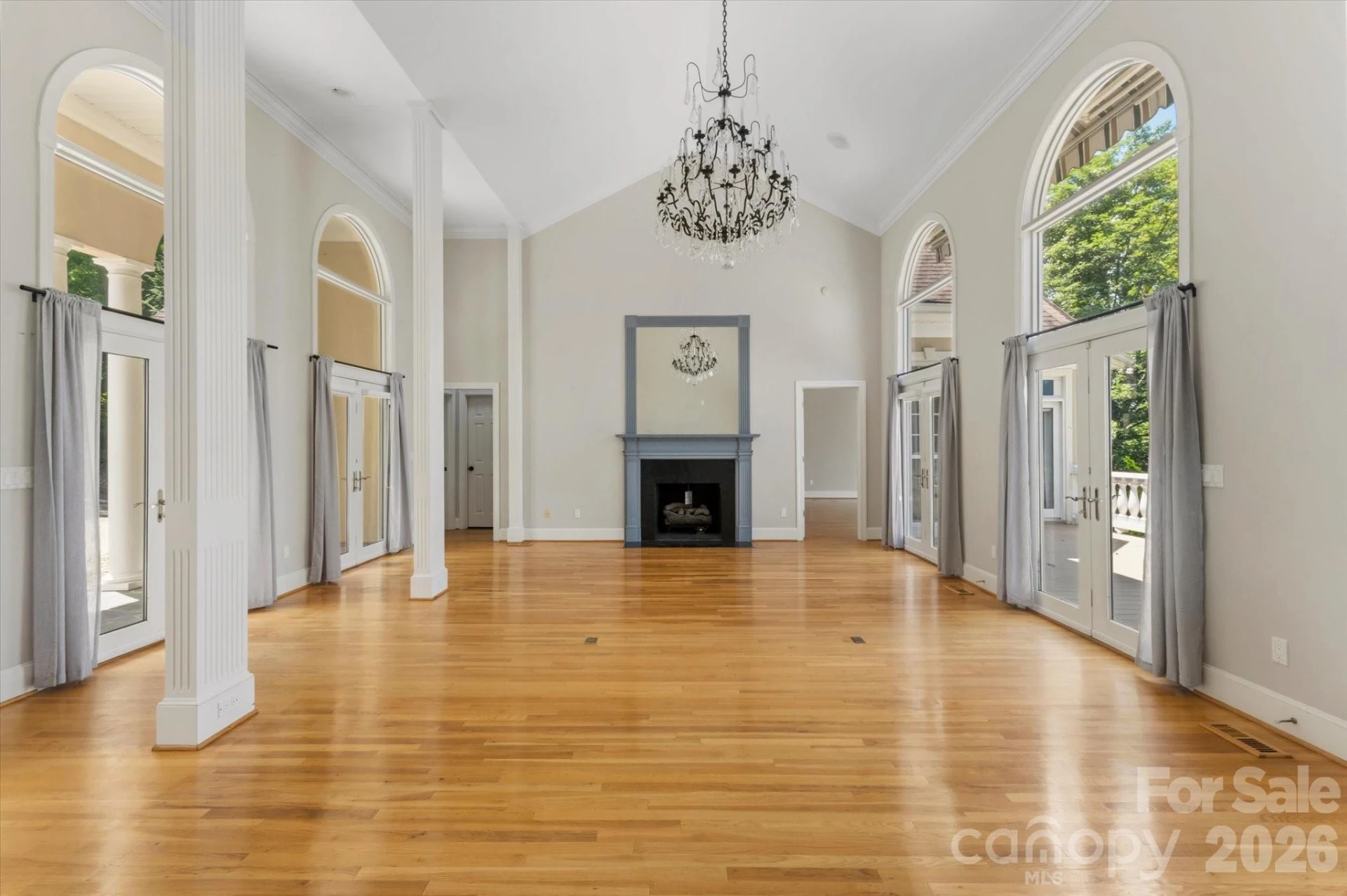 705 Lake Club Drive - Photo 9