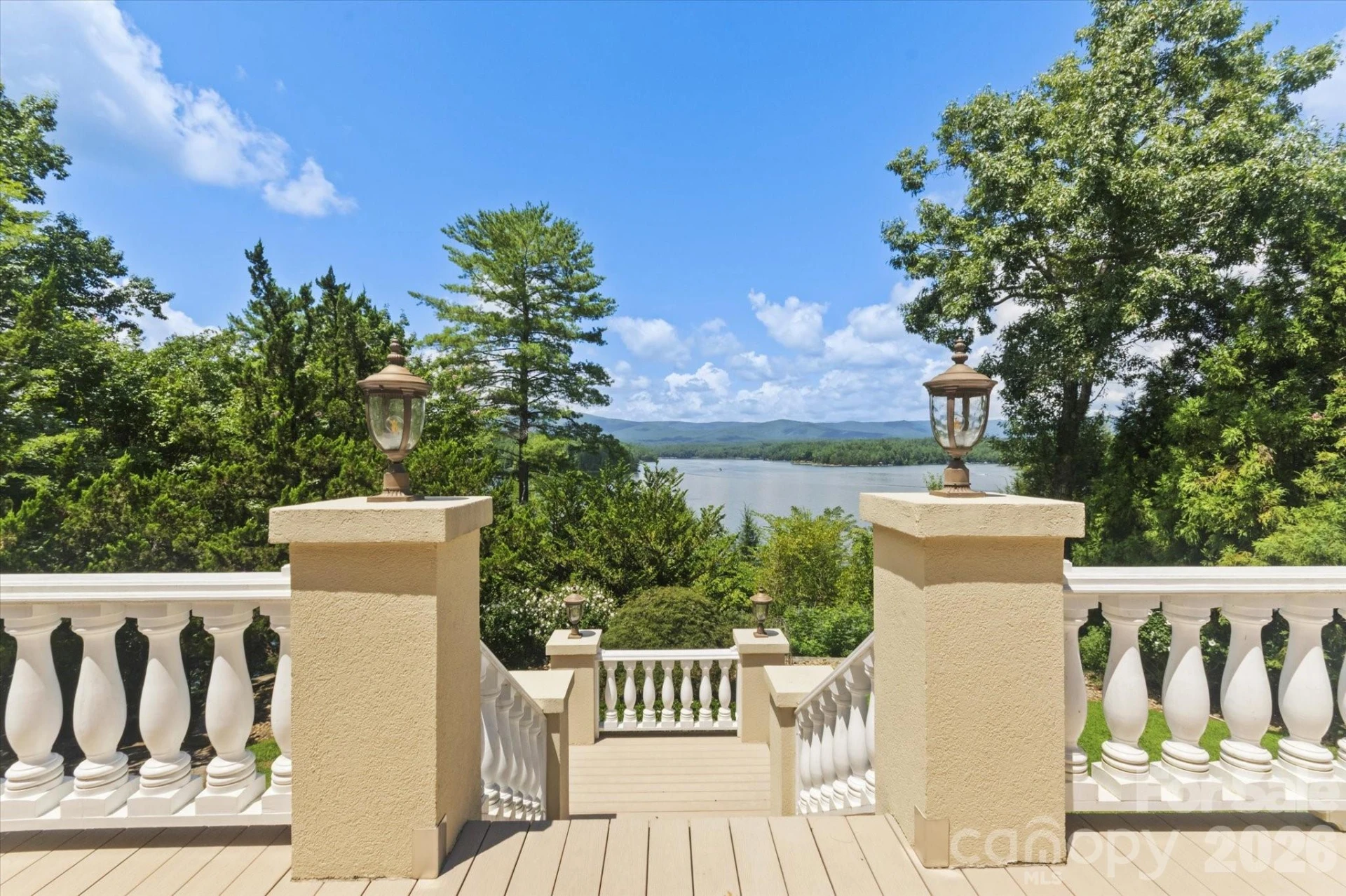705 Lake Club Drive - Photo 34