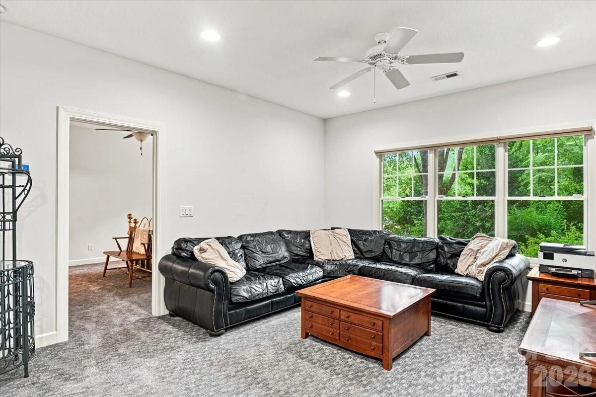 82 Wood Owl Court - Photo 34