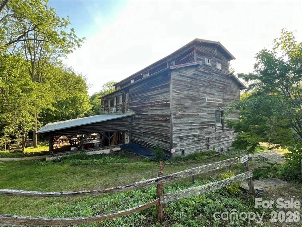 1 Old Mill Lane - Photo 38