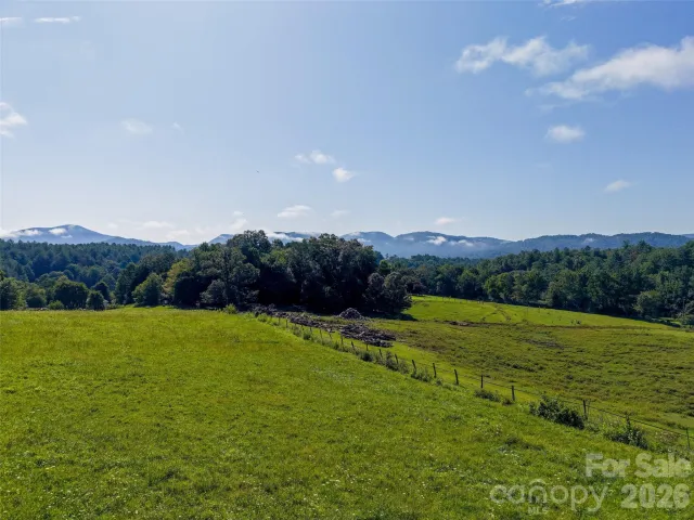 99999 Farm Hills Lane