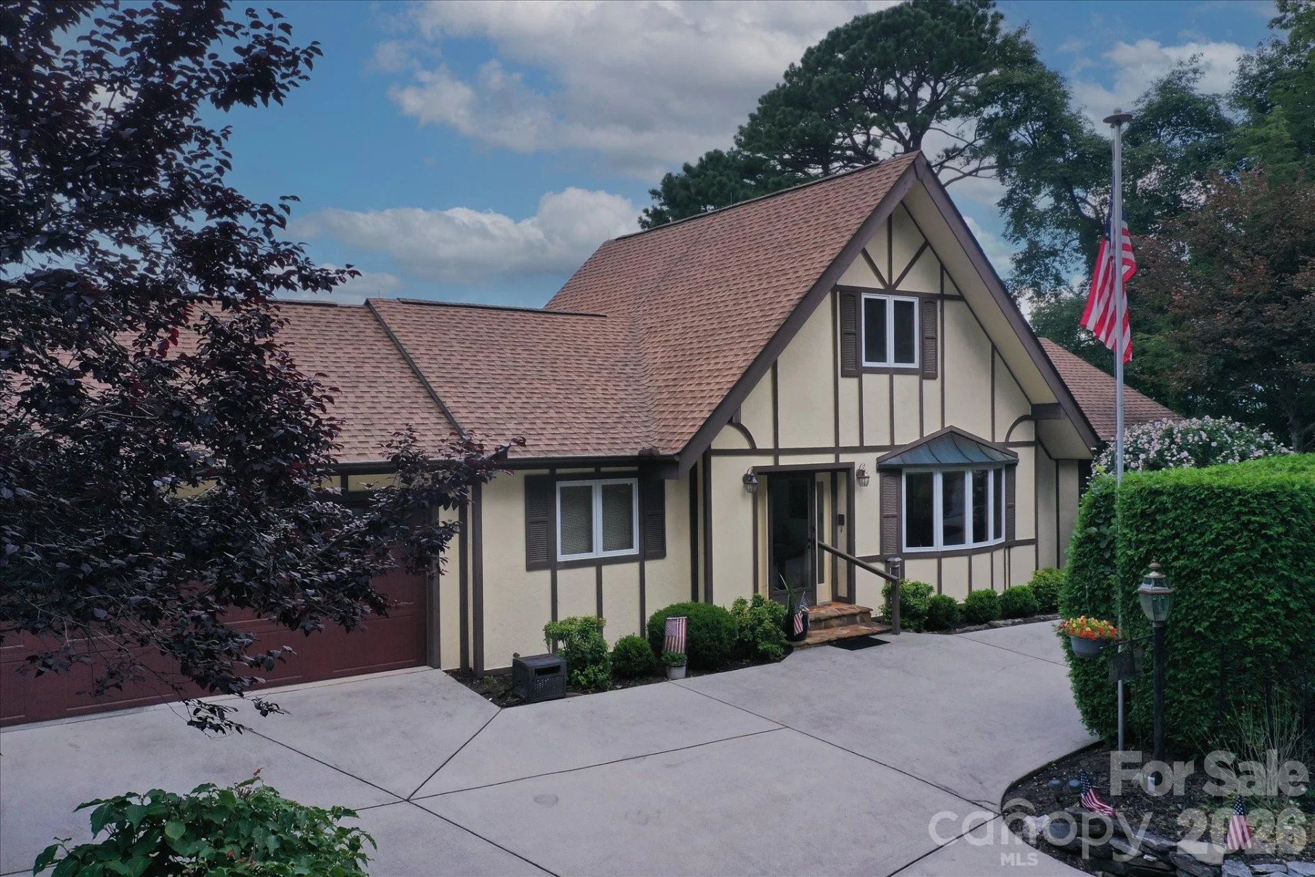 2484 Connestee Trail - Photo 2