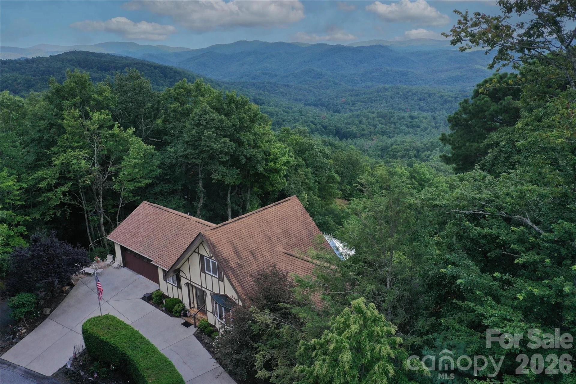 2484 Connestee Trail - Photo 4
