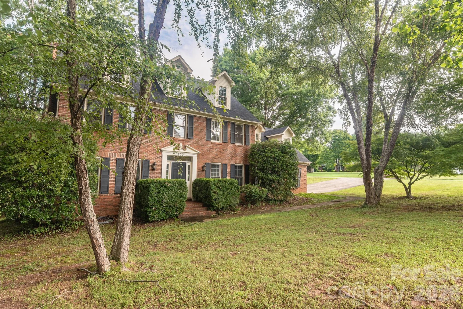 102 Ridgeview Drive - Photo 3