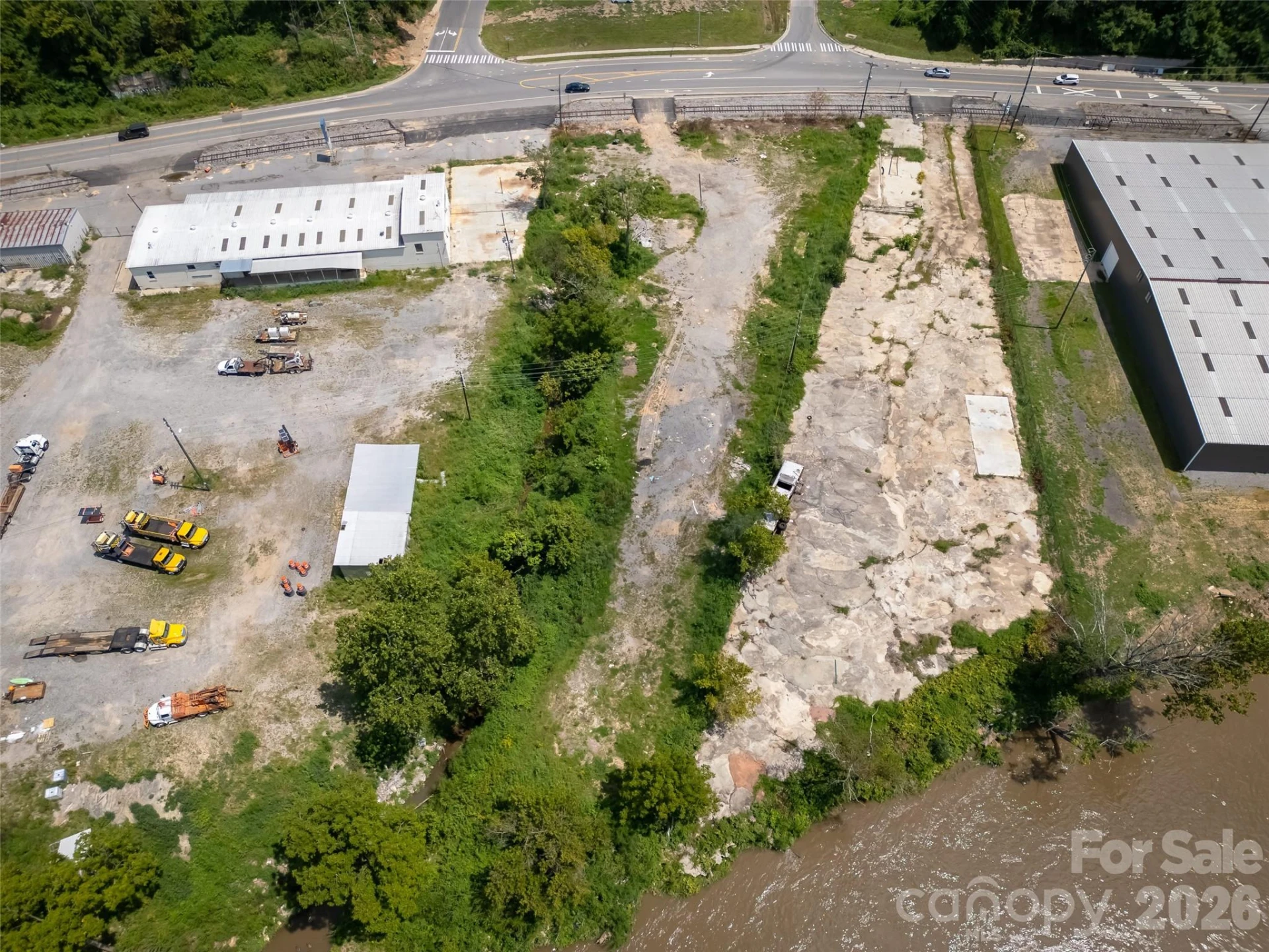 458 Riverside Drive - Photo 6