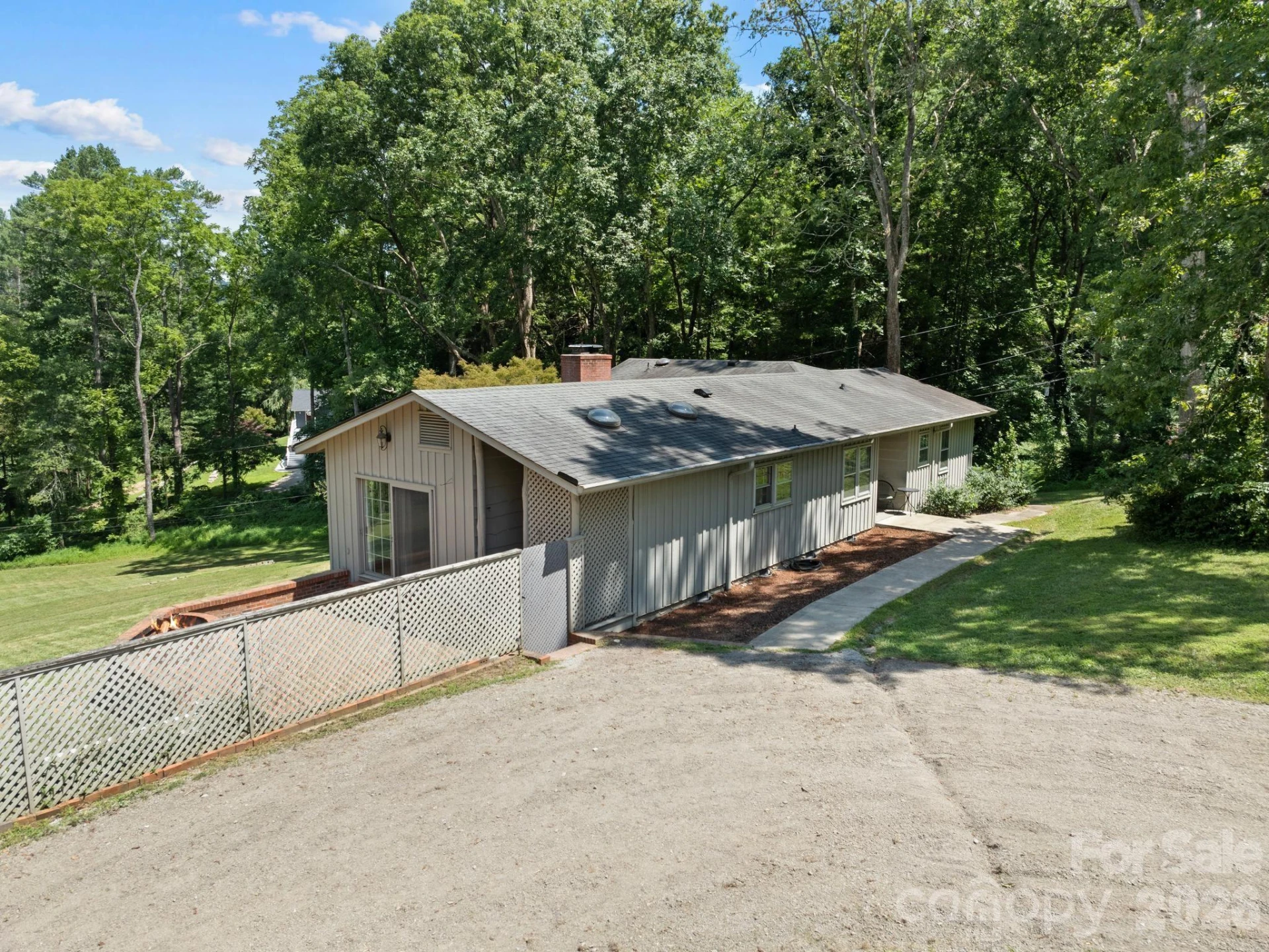 242 N Hills Drive - Photo 11