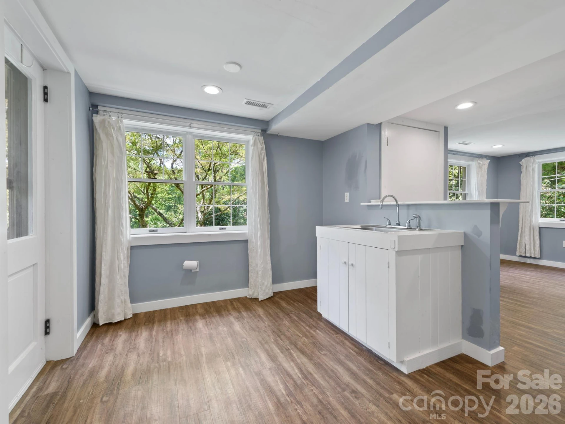 242 N Hills Drive - Photo 34