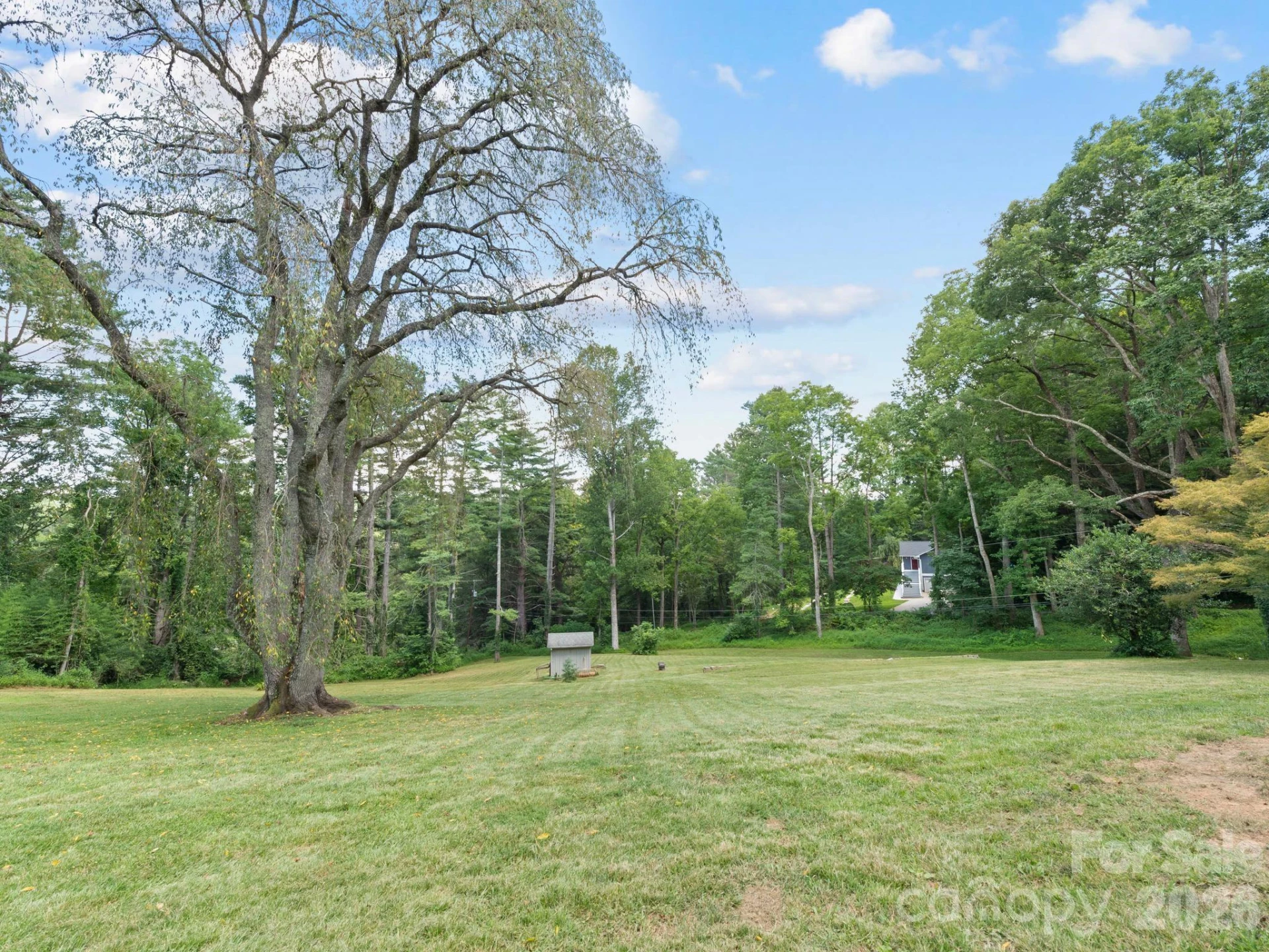 242 N Hills Drive - Photo 37