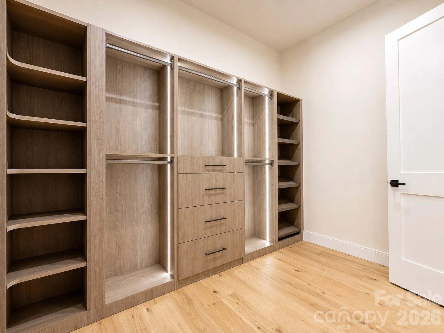 407 Melnick Terrace - Photo 18