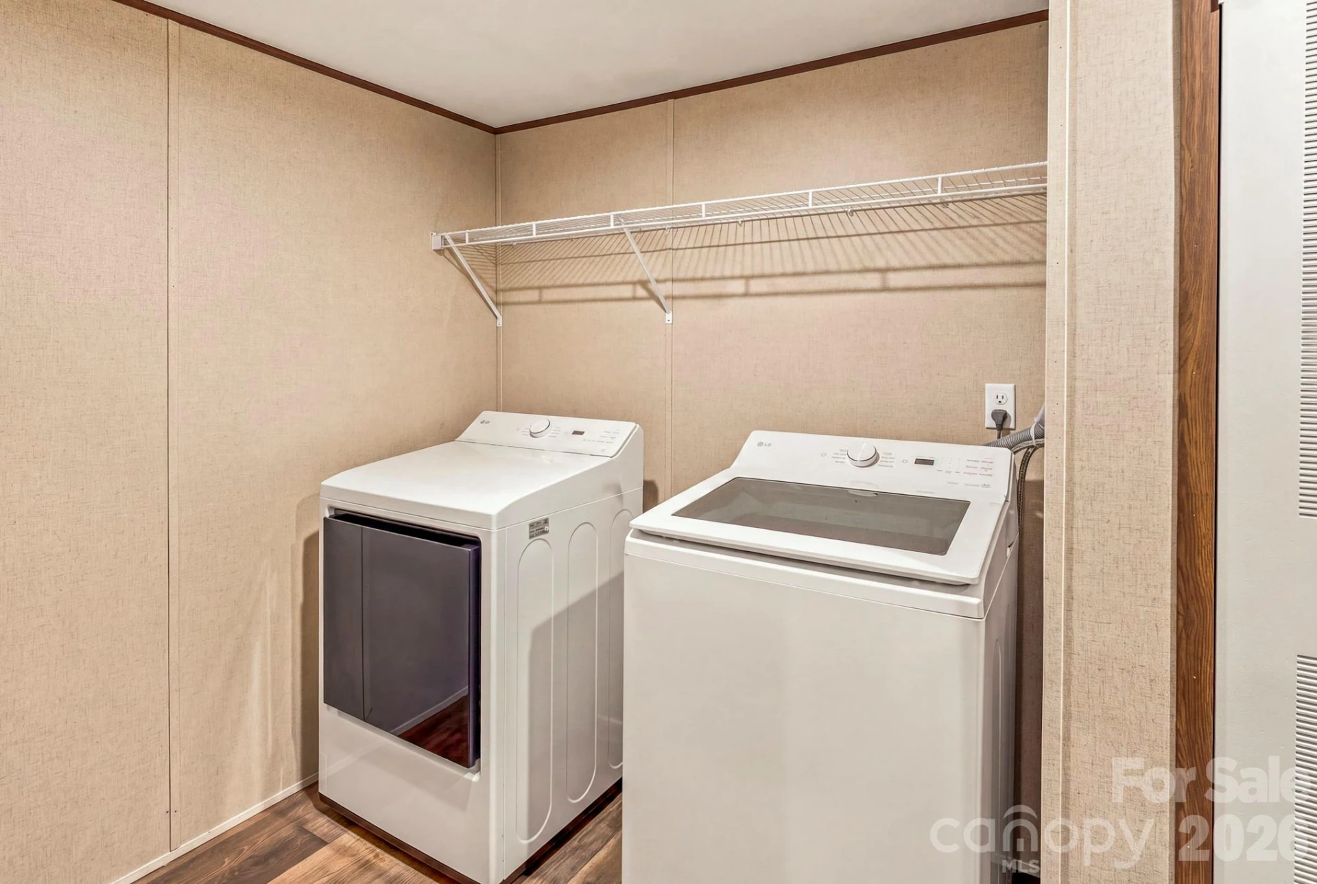 1496 Rock Spring Road - Photo 12