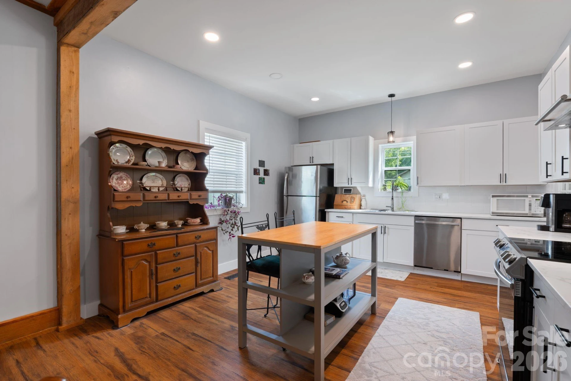 636 N Trade Street - Photo 6