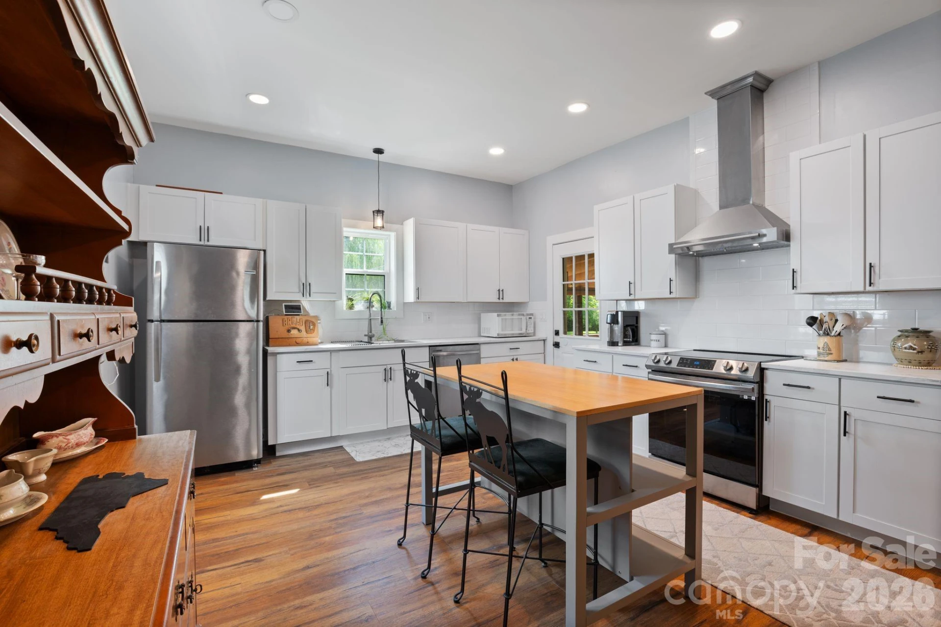 636 N Trade Street - Photo 7