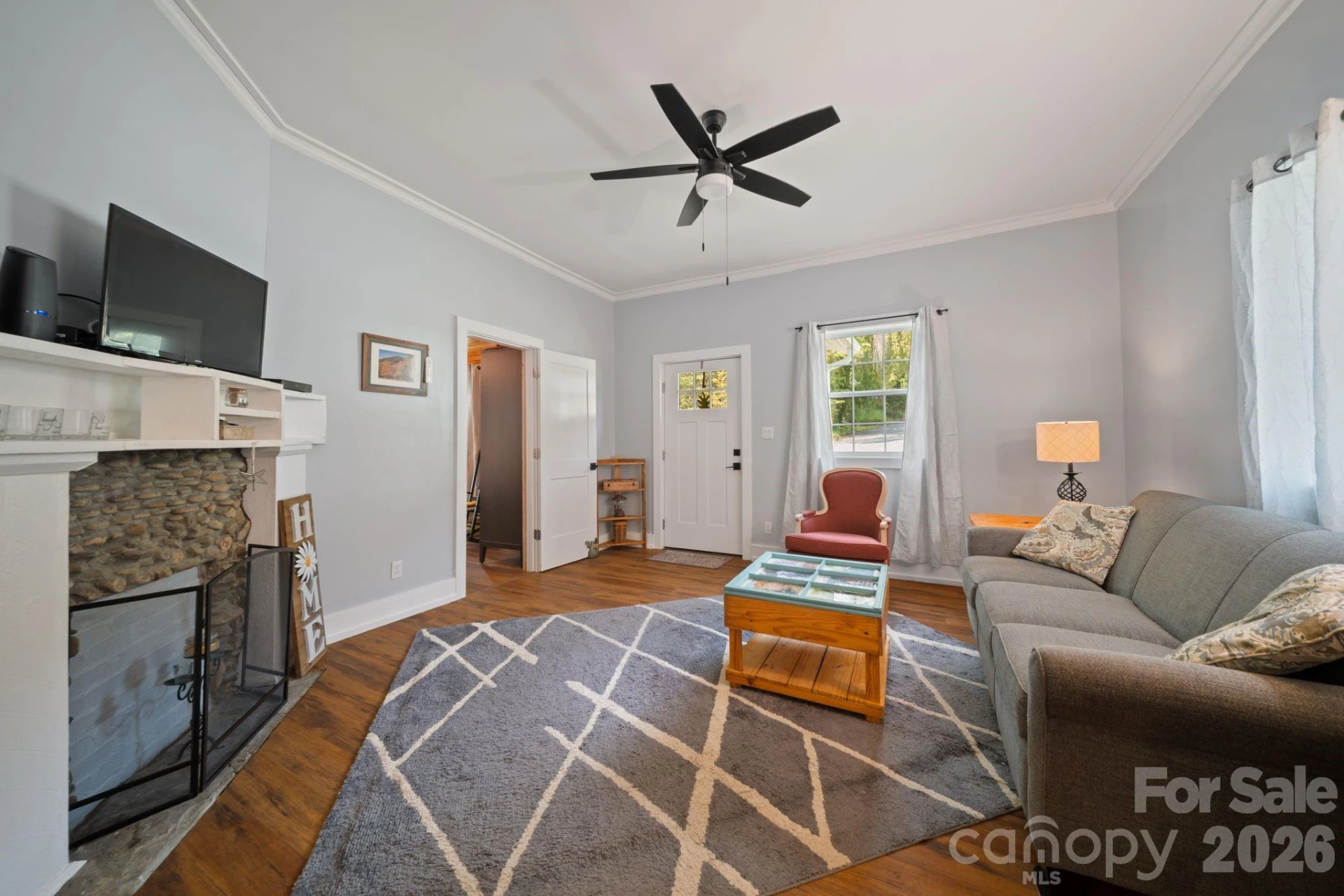 636 N Trade Street - Photo 17