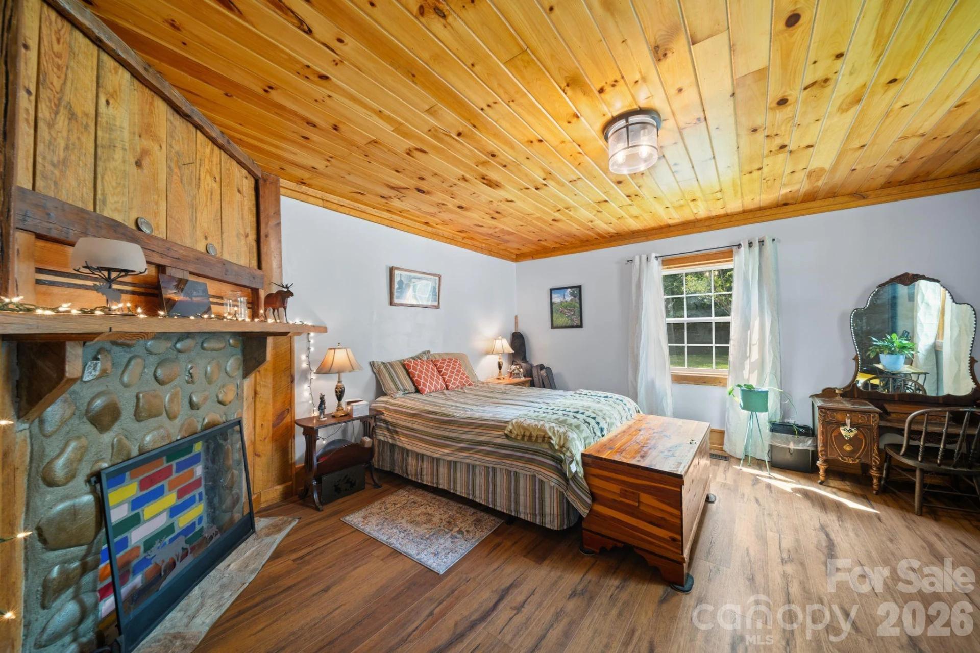 636 N Trade Street - Photo 20