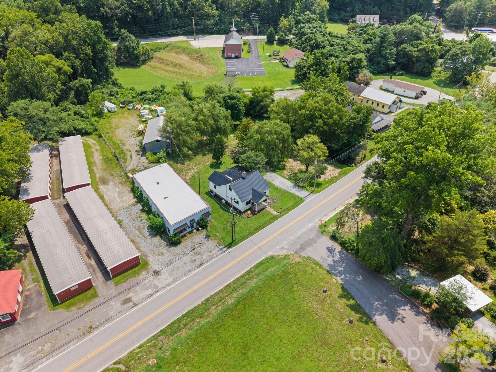 636 N Trade Street - Photo 46
