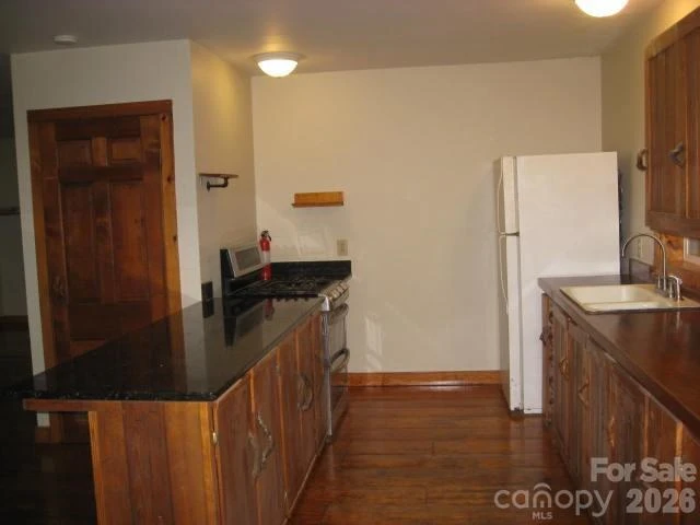 409 Arrowood Road - Photo 7