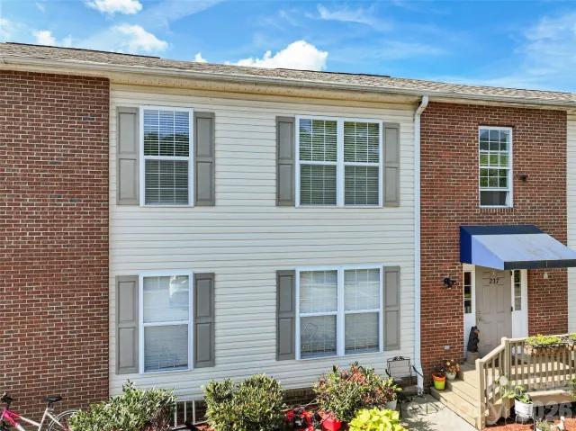 237 Camelot Drive, Waynesville, NC, 28786