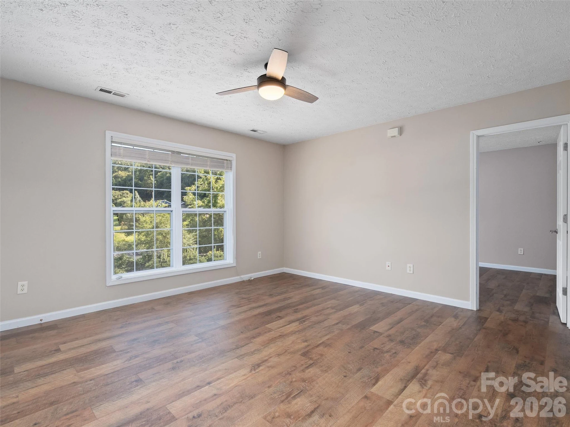 237 Camelot Drive #B - Photo 5