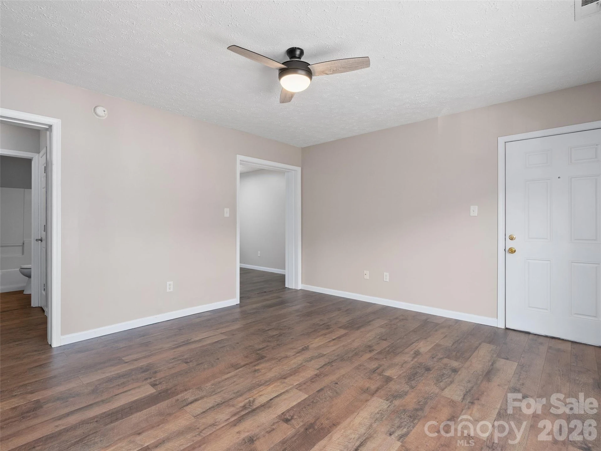 237 Camelot Drive #B - Photo 6
