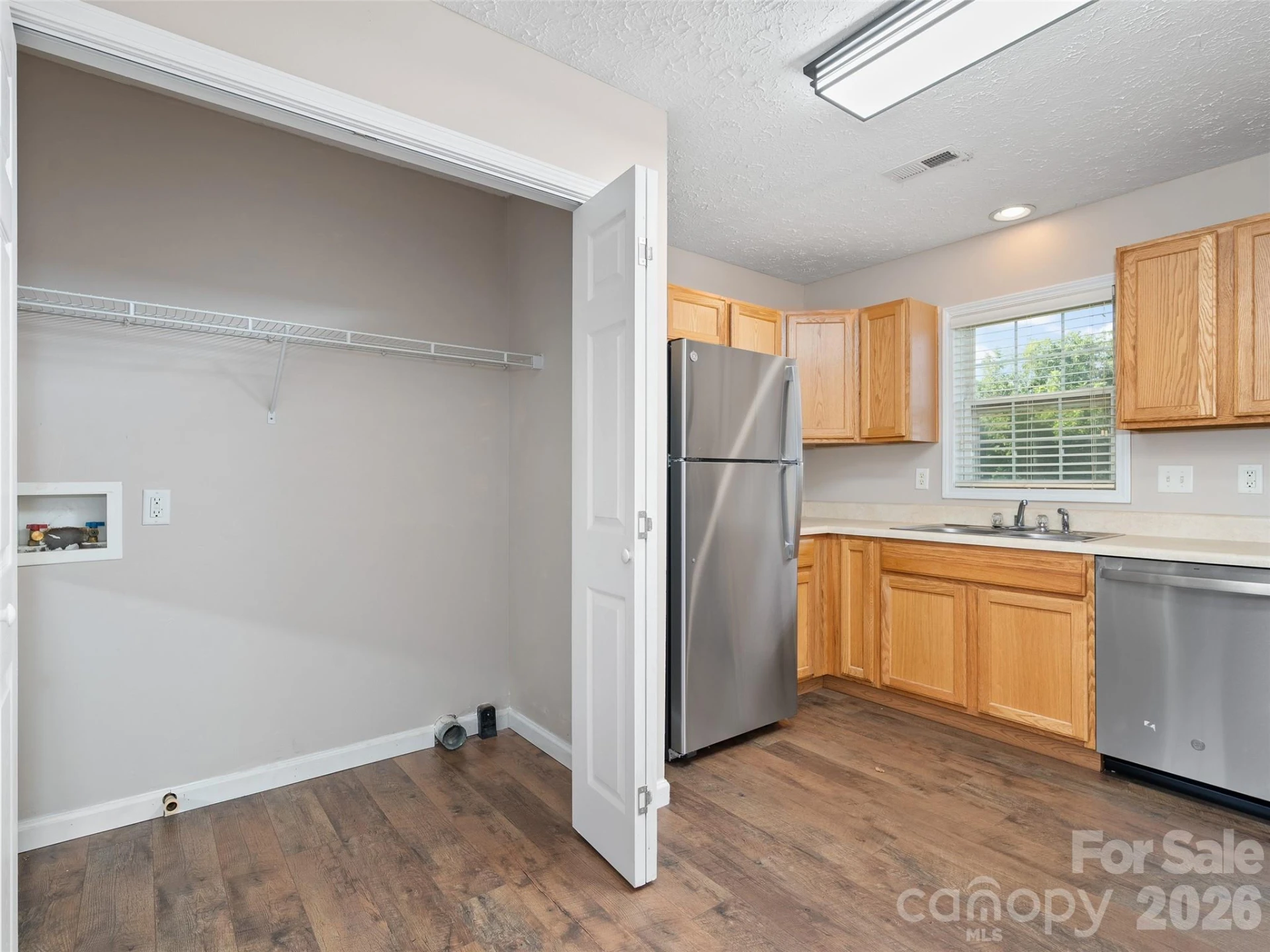 237 Camelot Drive #B - Photo 10