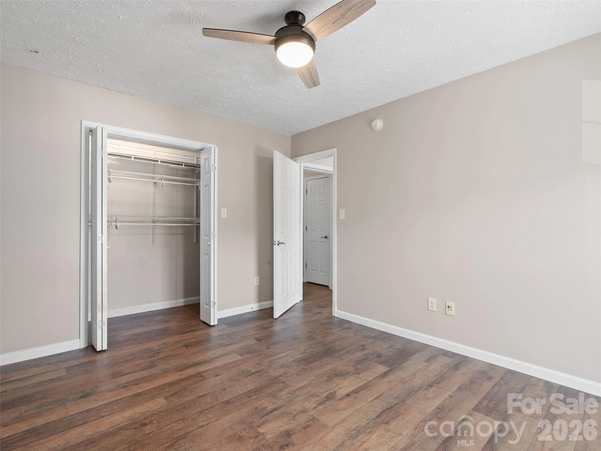 237 Camelot Drive #B - Photo 11