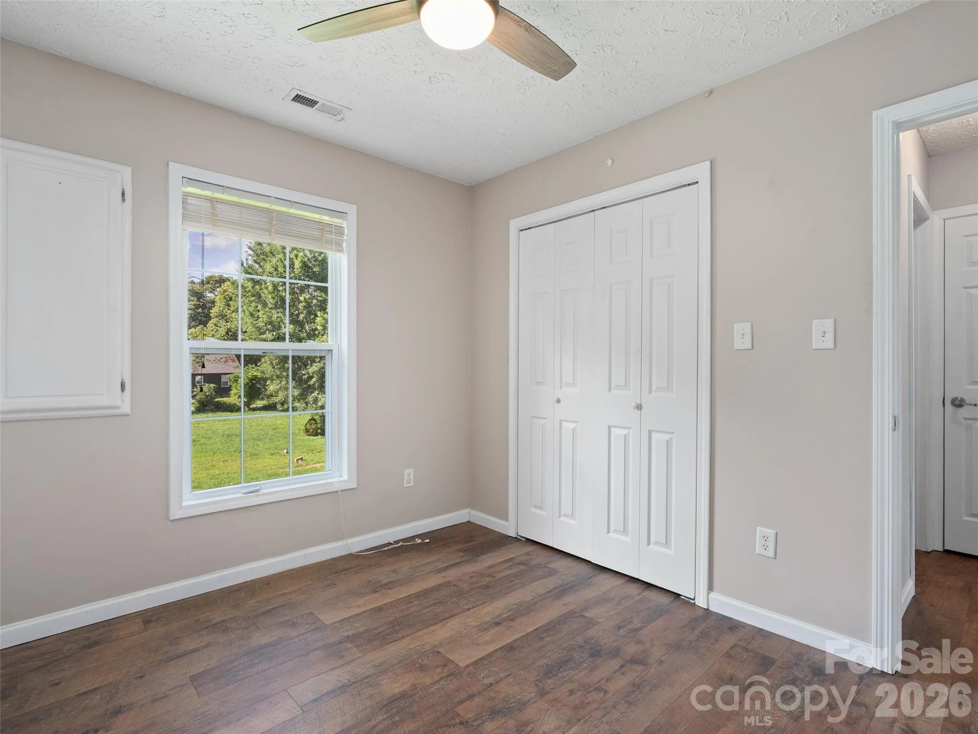 237 Camelot Drive #B - Photo 16