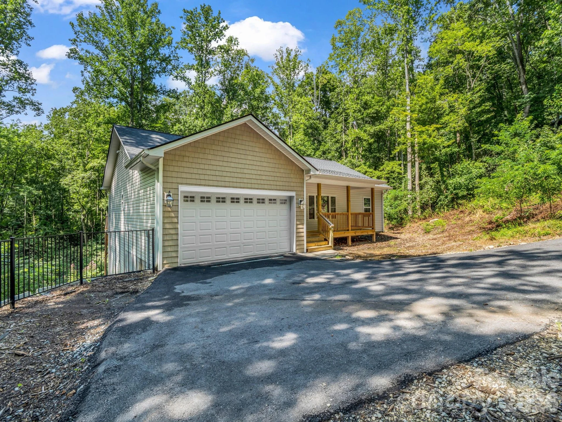 180 Ridgeview Drive - Photo 4