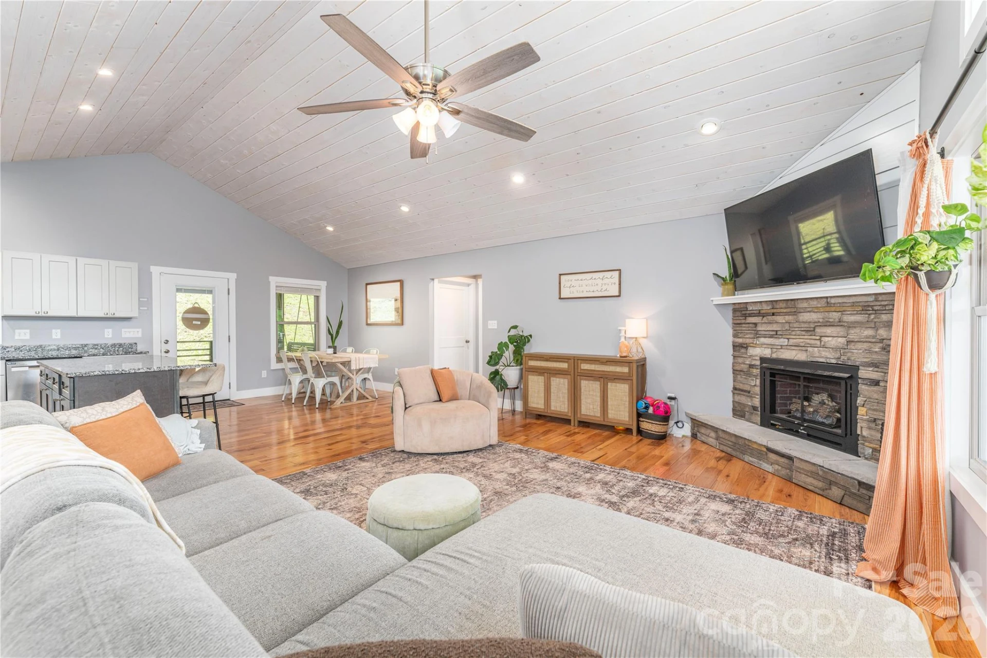 68 Clear View Drive - Photo 5