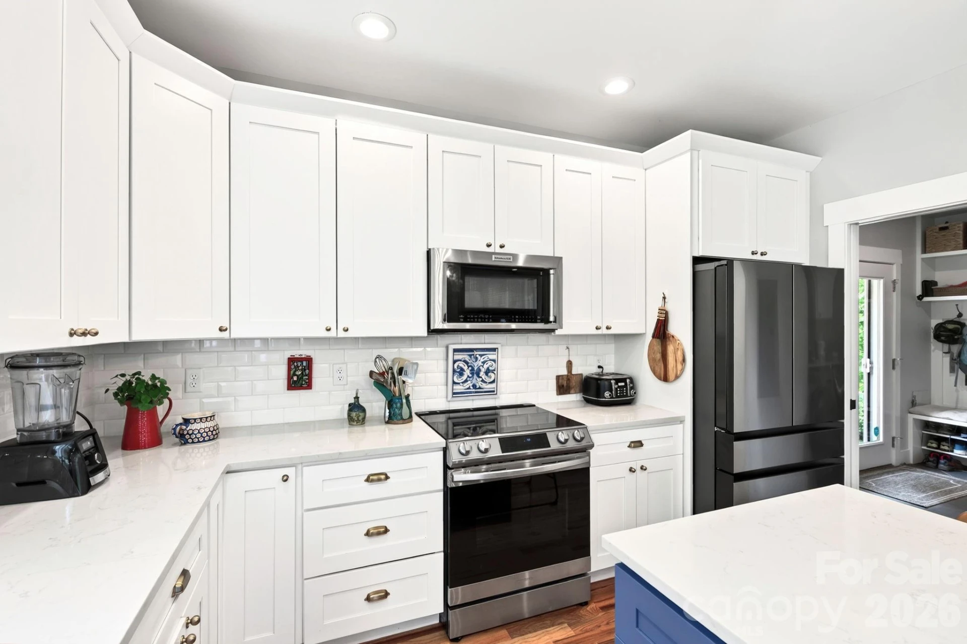 82 Frances Street - Photo 18