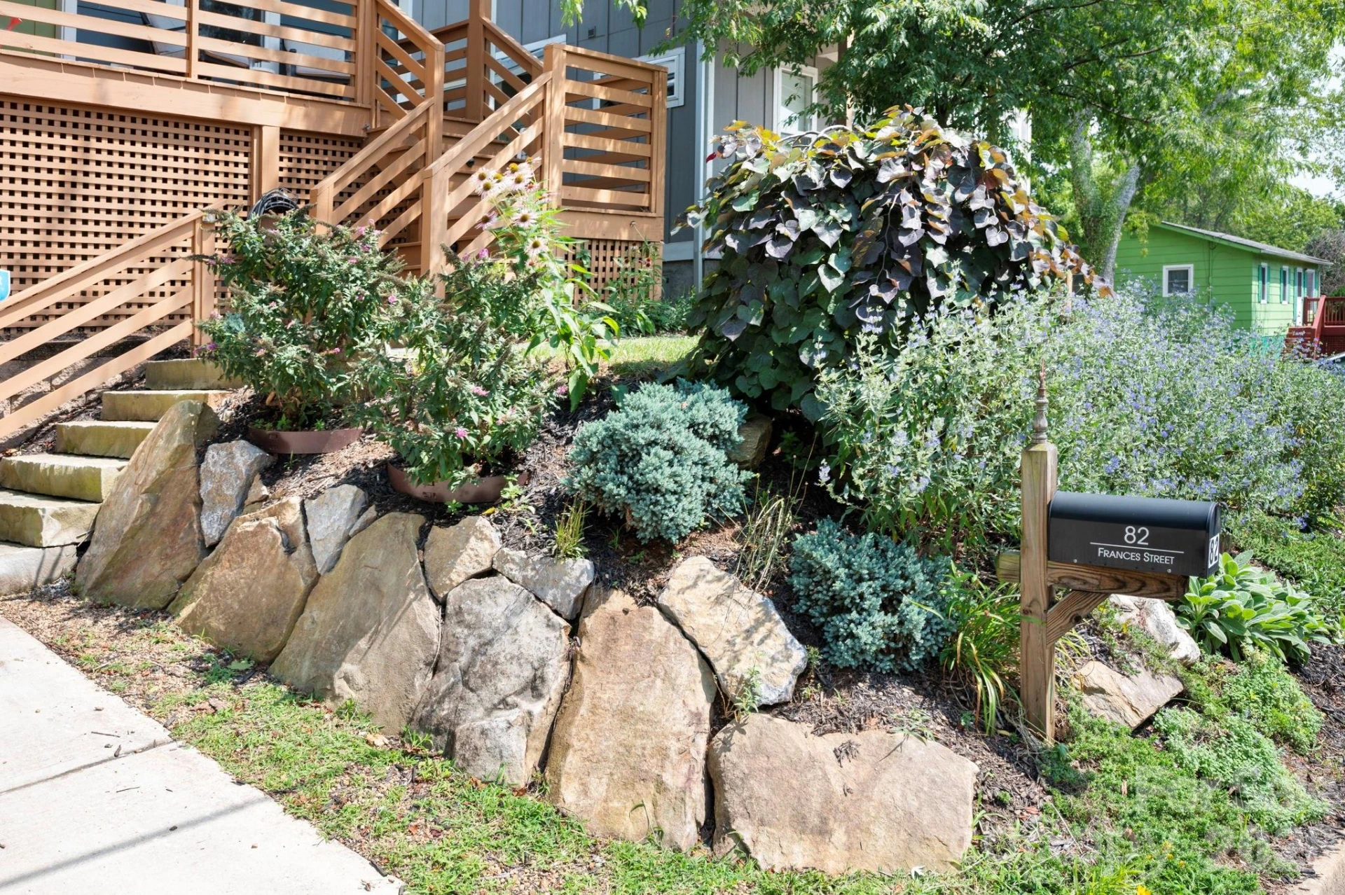 82 Frances Street - Photo 37