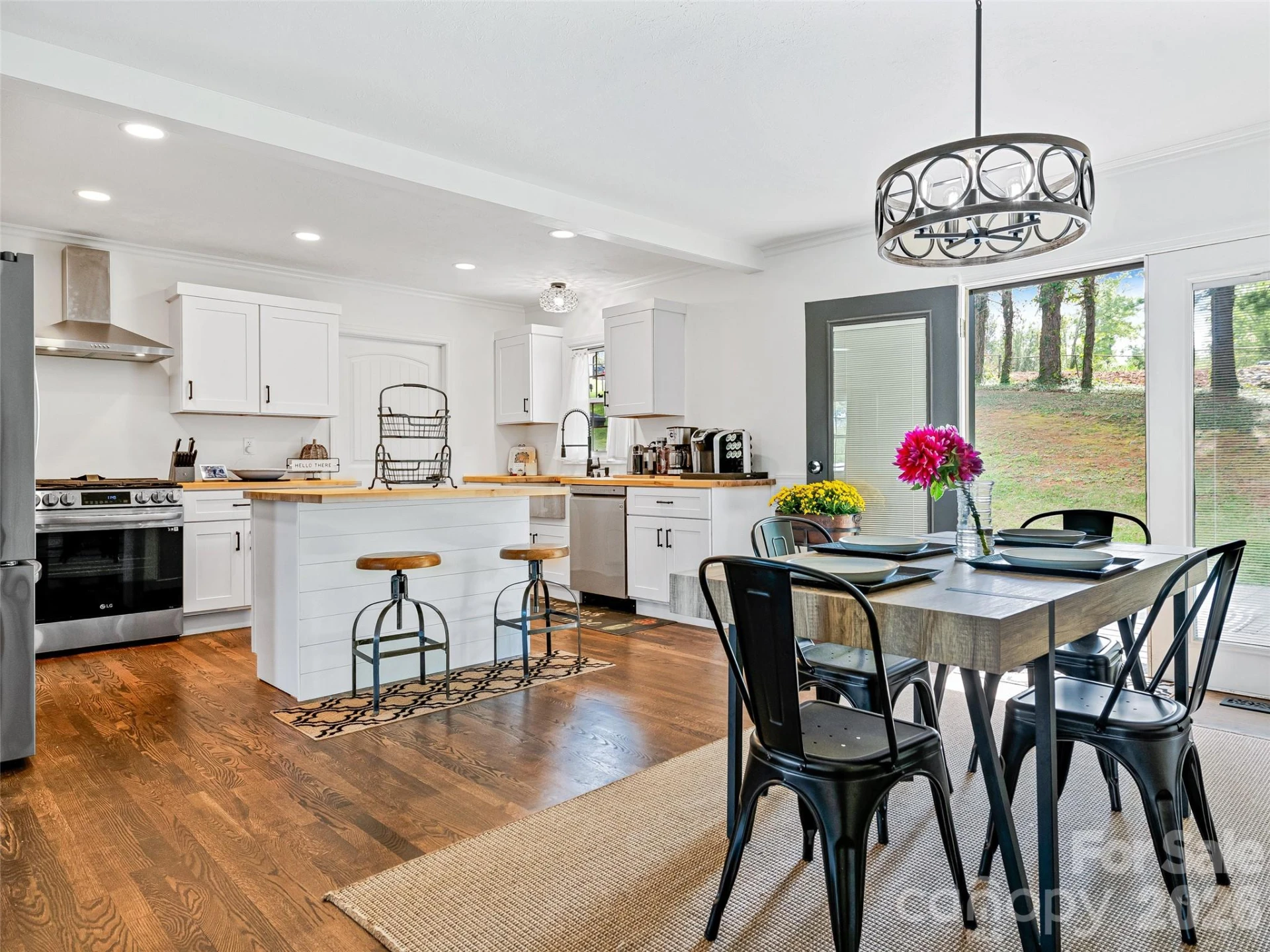 7 Southwicke Drive - Photo 8