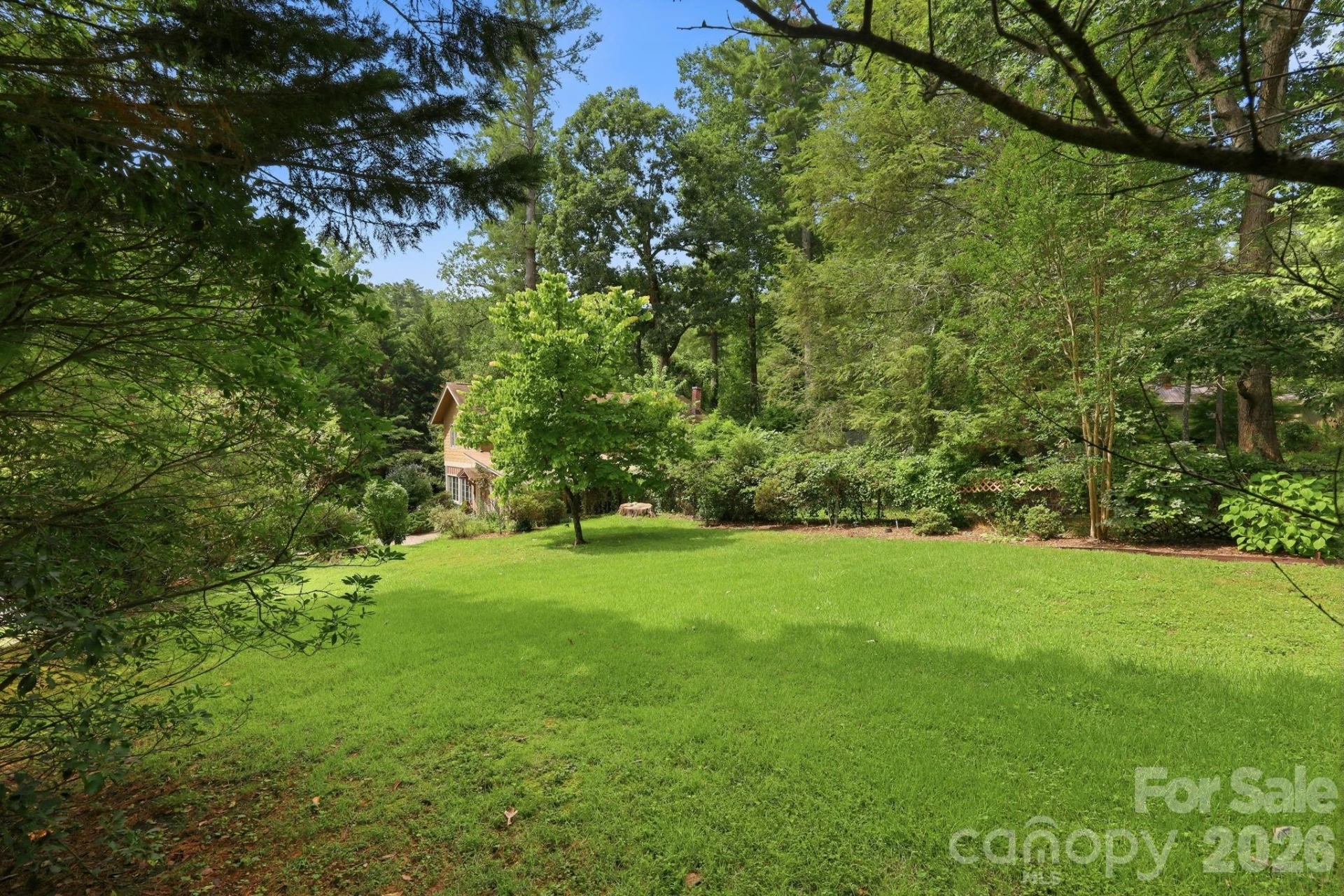 1925 Laurel Park Highway - Photo 9