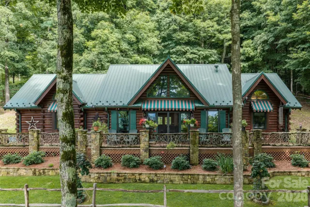 580 Flying Hawk Trail, Waynesville, NC, 28786