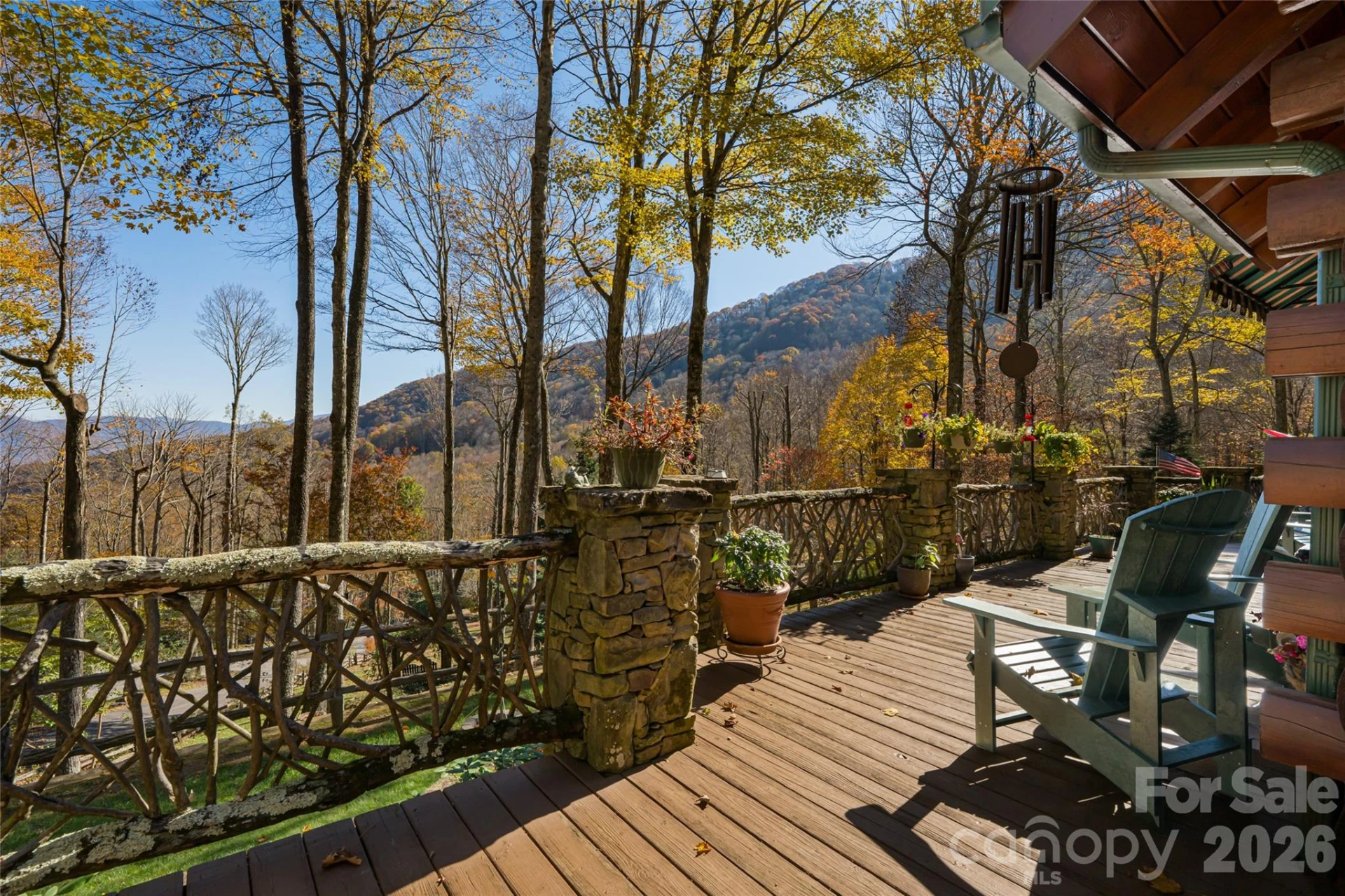 580 Flying Hawk Trail - Photo 3