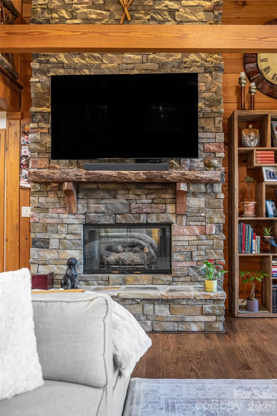 580 Flying Hawk Trail - Photo 10